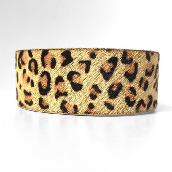 (6)New Magnetic Animal Print Faux Fur Women’s Cute  Trendy Band Bracelets - Picture 3 of 4